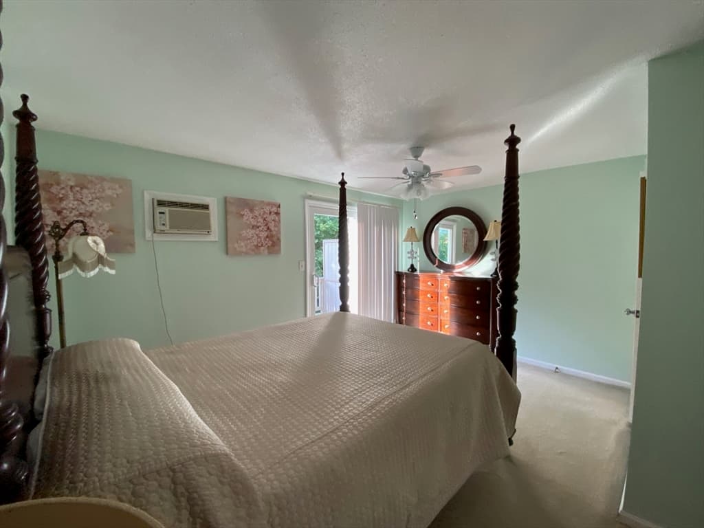 Condominium at 28 Douglas Dr # 28, East Bridgewater MA 02333, East Bridgewater, photo 10 of 23