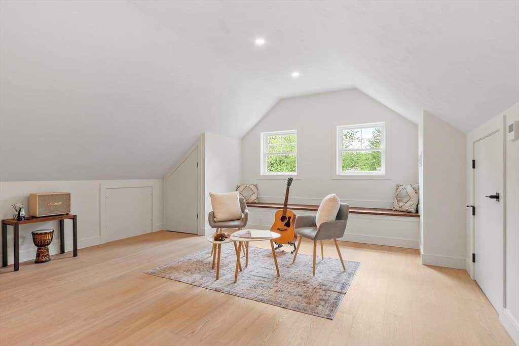 58 Neillian Street, Bedford MA 01730 photo 23