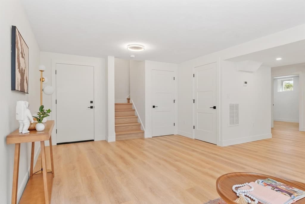 58 Neillian Street, Bedford MA 01730 photo 26
