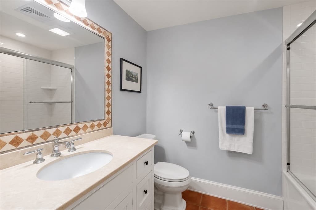 Condominium at 29 Maple Lane # 29, Medfield MA 02052, Medfield, photo 24 of 42