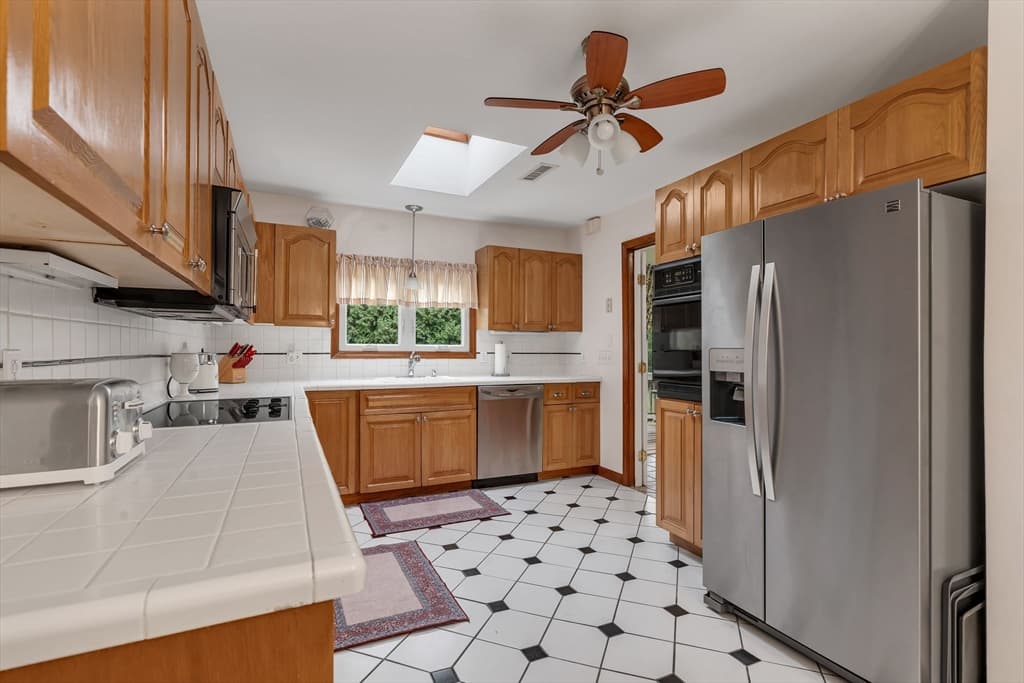3 Douglas Circle, Smithfield RI 02828 photo 22