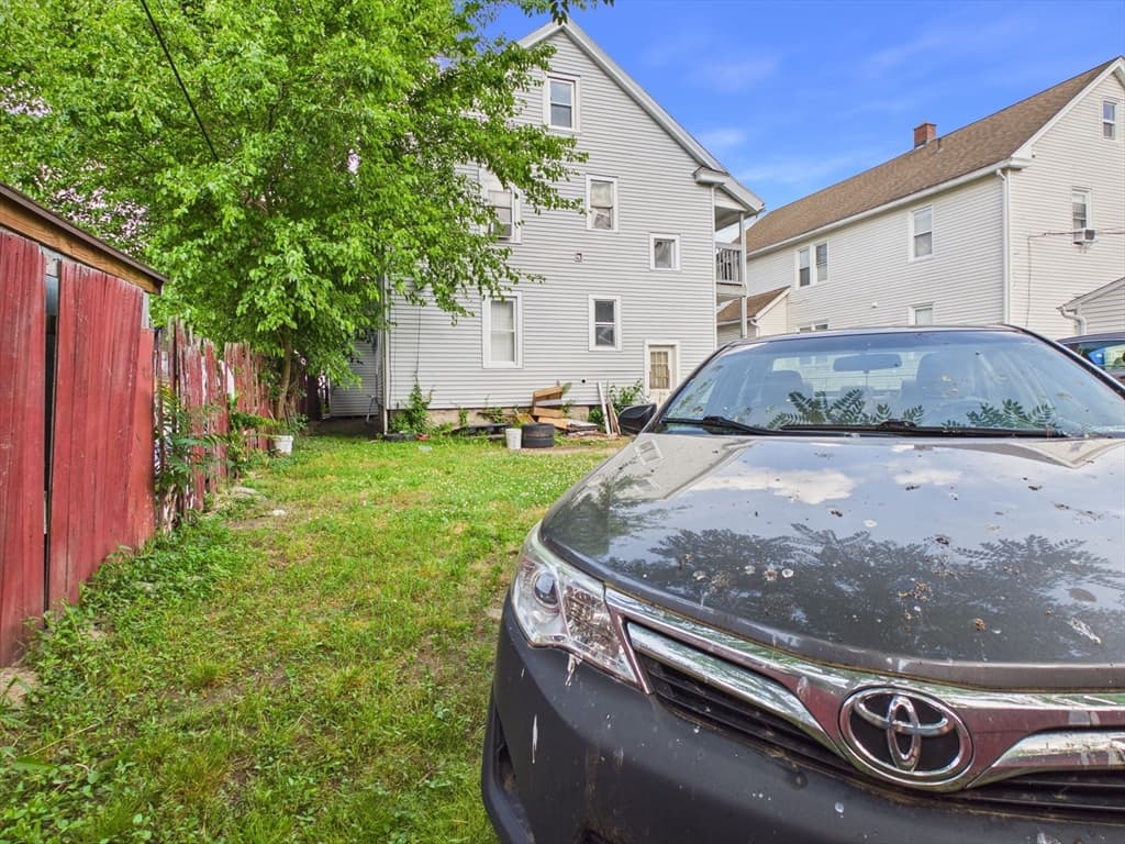 Multi Family at 634-636 Dickinson St, Springfield MA 01108, Springfield, photo 5 of 5