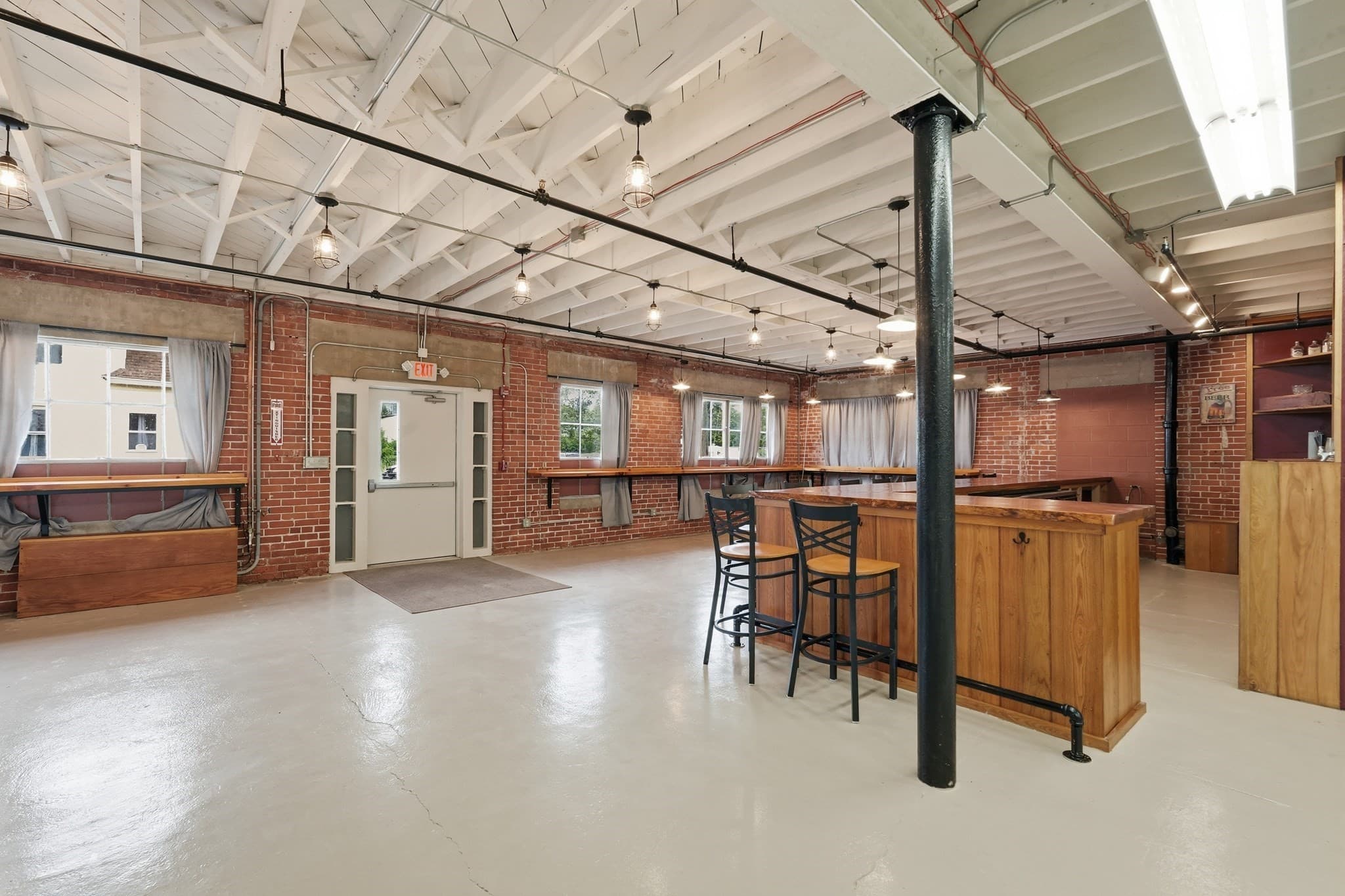 Commercial Sale at 105 Marble St, Athol MA 01331, photo 2 of 8