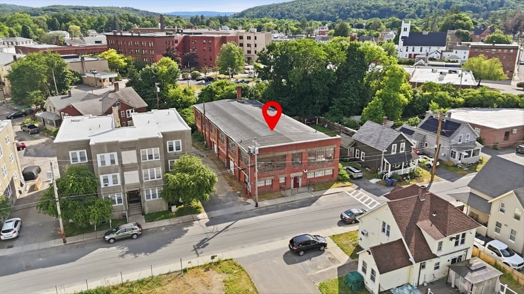 105 Marble St, Athol MA 01331