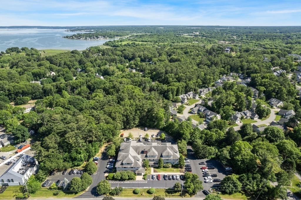 95 Tremont Street, Duxbury MA 02332