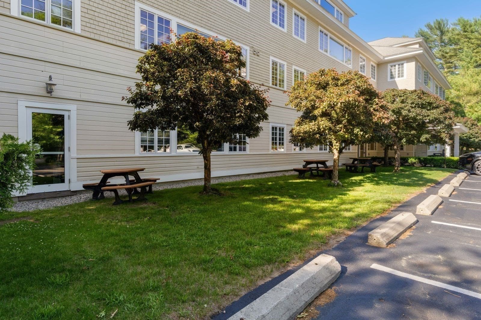 Commercial Sale at 95 Tremont Street, Duxbury MA 02332, Duxbury, photo 4 of 33