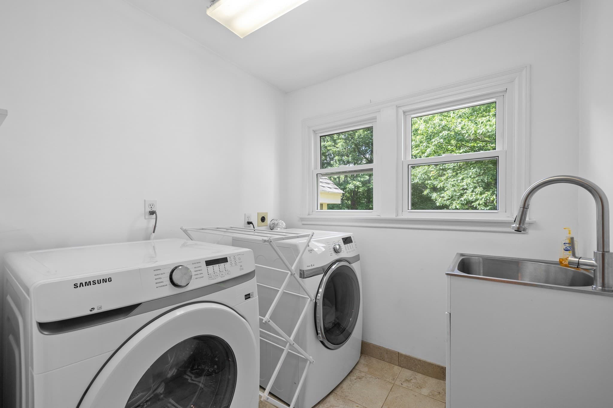 Single Family Residence at 10 Fieldstone Way, Boxford MA 01921, Boxford, photo 19 of 42