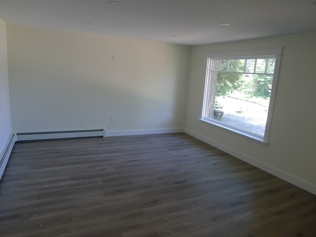 4 Cranberry Meadow Shore Rd, Charlton MA 01507 photo 6