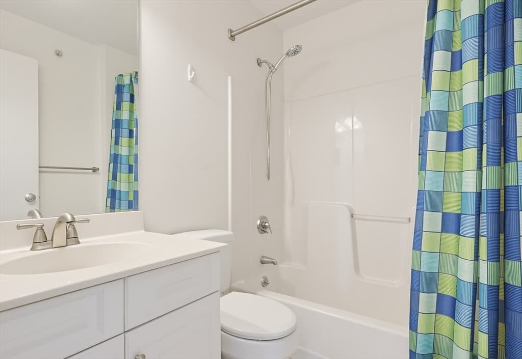 72 Ashland St # 408, Malden MA 02148 photo 10