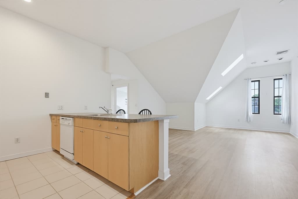 72 Ashland St # 408, Malden MA 02148 photo 19
