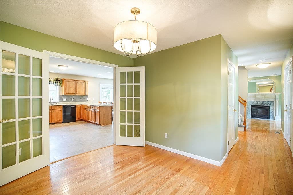 Single Family Residence at 58 San Souci Drive, South Hadley MA 01075, photo 6 of 41
