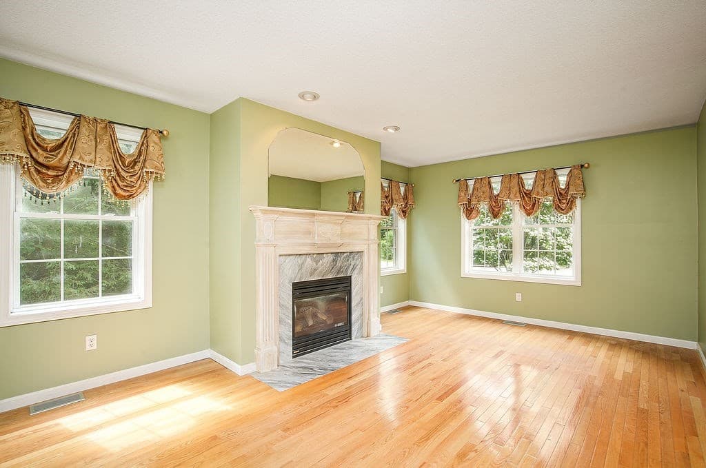 Single Family Residence at 58 San Souci Drive, South Hadley MA 01075, photo 5 of 41