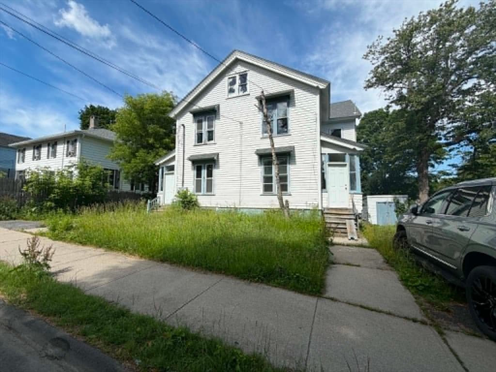 27 Daniels Ave, Pittsfield MA 01201