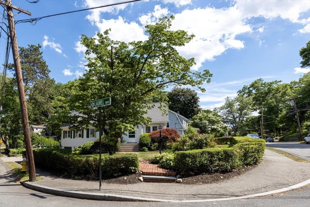 366 Warren St, Needham MA 02492 photo 19