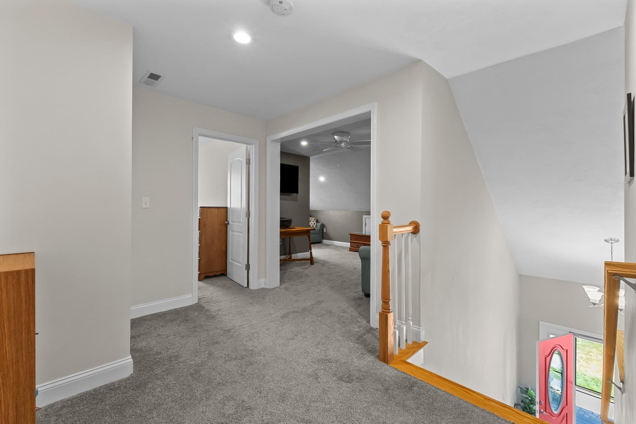 Single Family Residence at 59 Tea Party Drive, Uxbridge MA 01569, photo 20 of 39