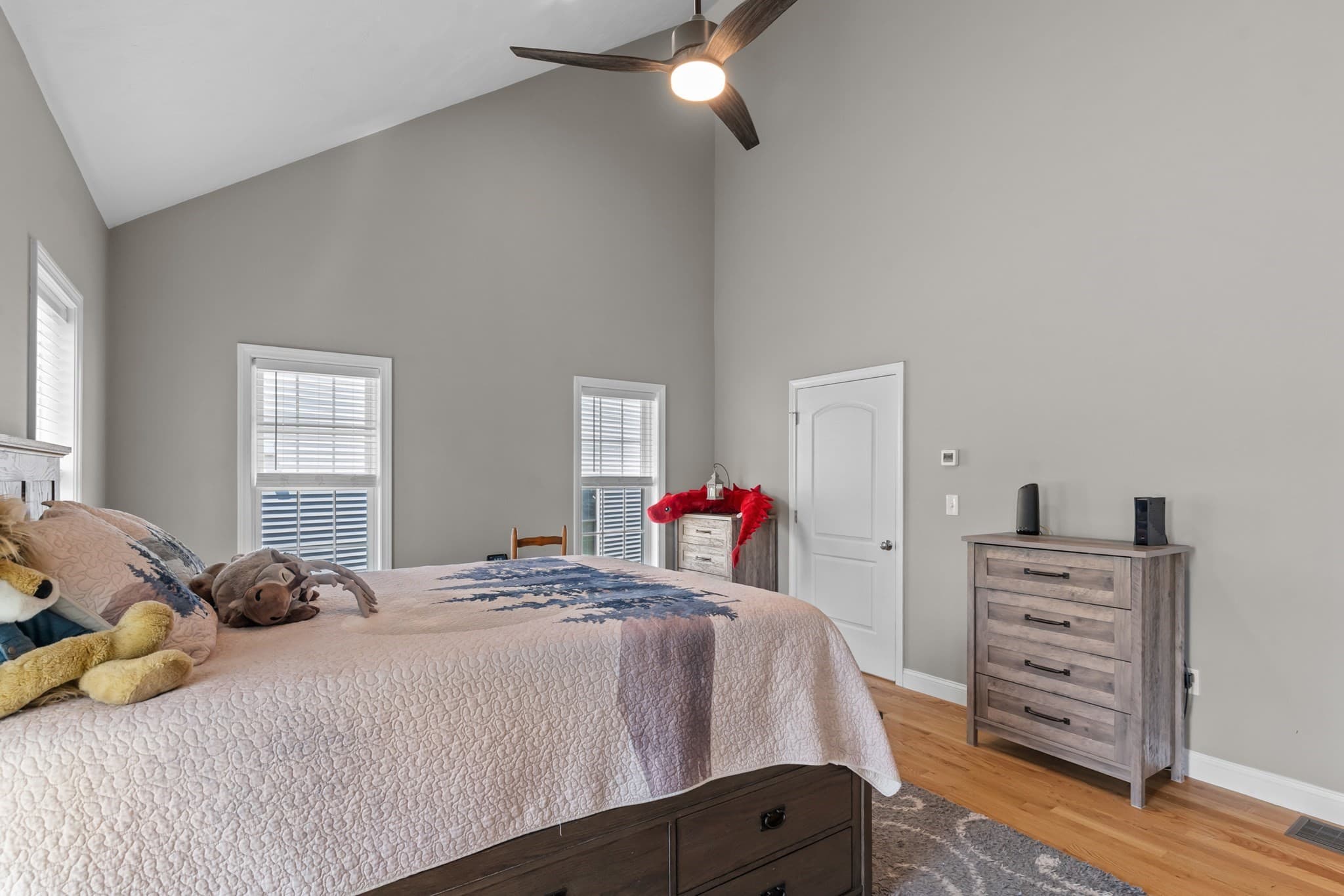 Single Family Residence at 59 Tea Party Drive, Uxbridge MA 01569, photo 15 of 39
