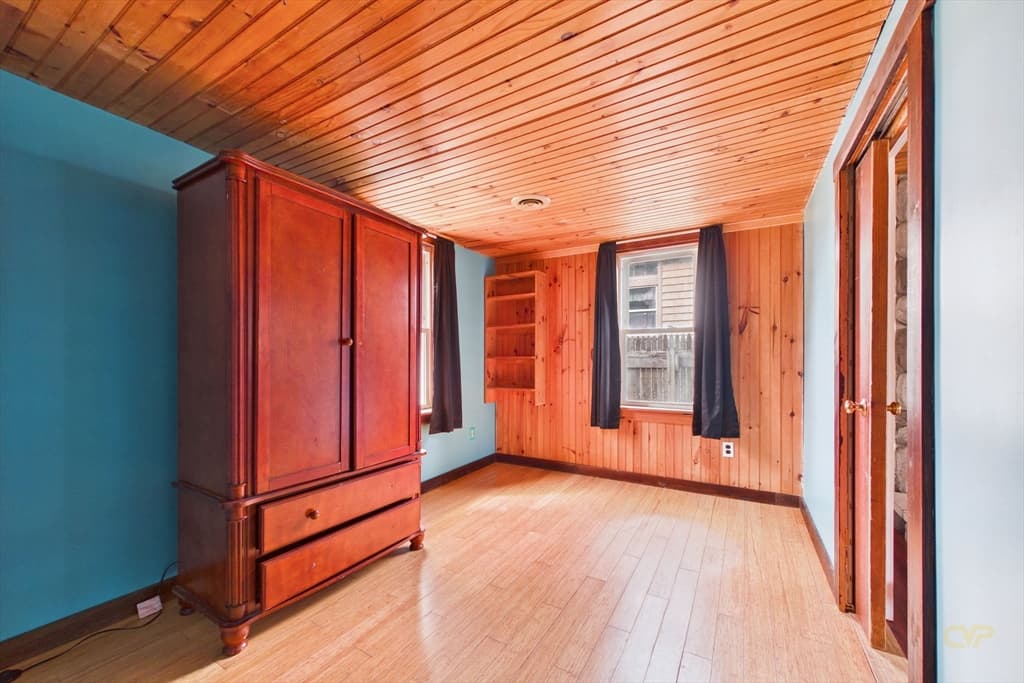 7 Wayne St, Fairhaven MA 02719 photo 9