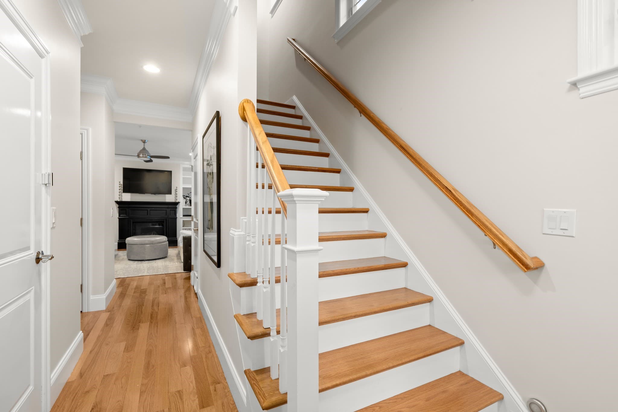 Condominium at 1 Green Ln # 1, Framingham MA 01701, photo 4 of 36