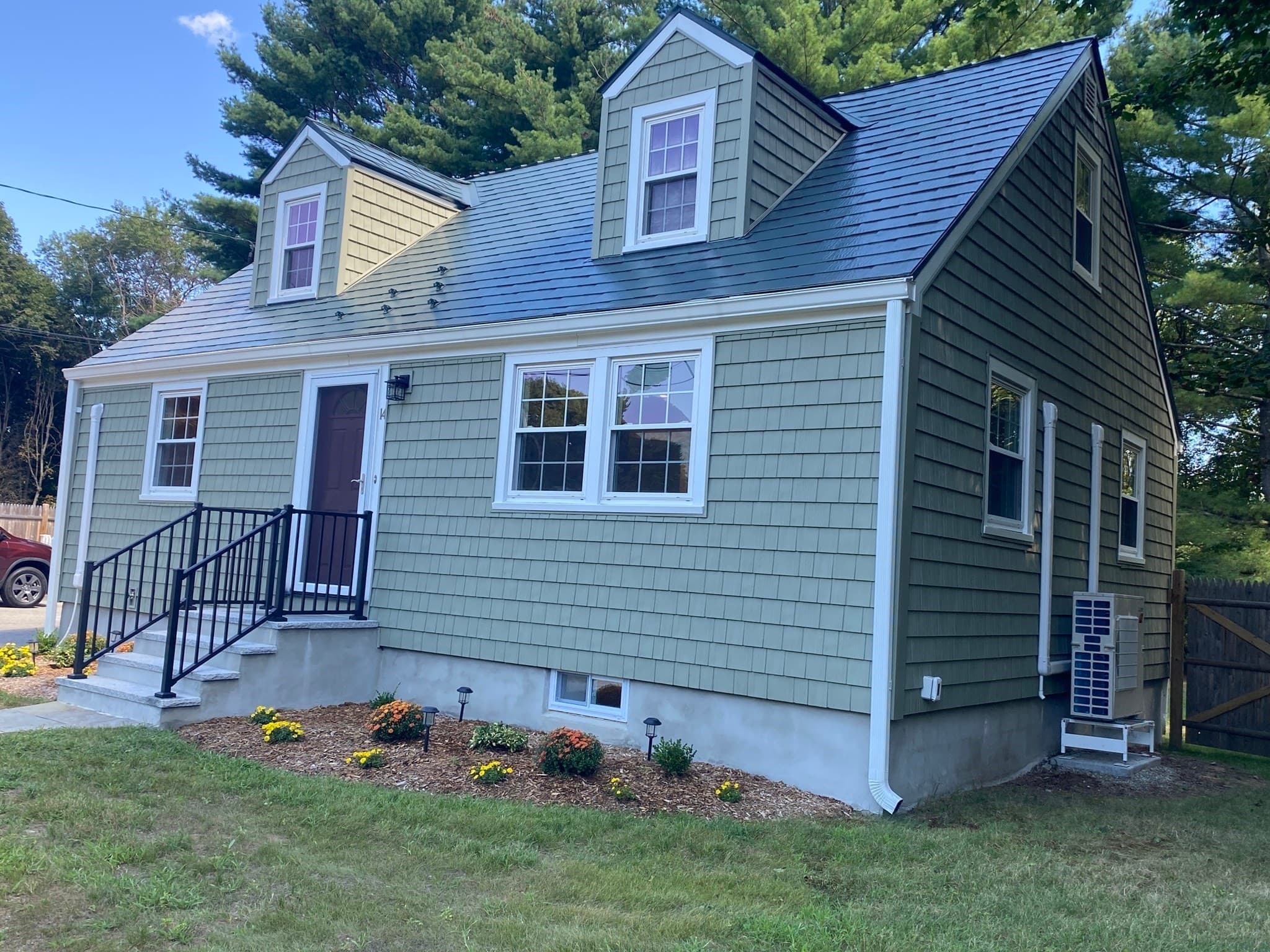 Single Family Residence at 14 Web Rd, Georgetown MA 01833, Georgetown, photo 3 of 41