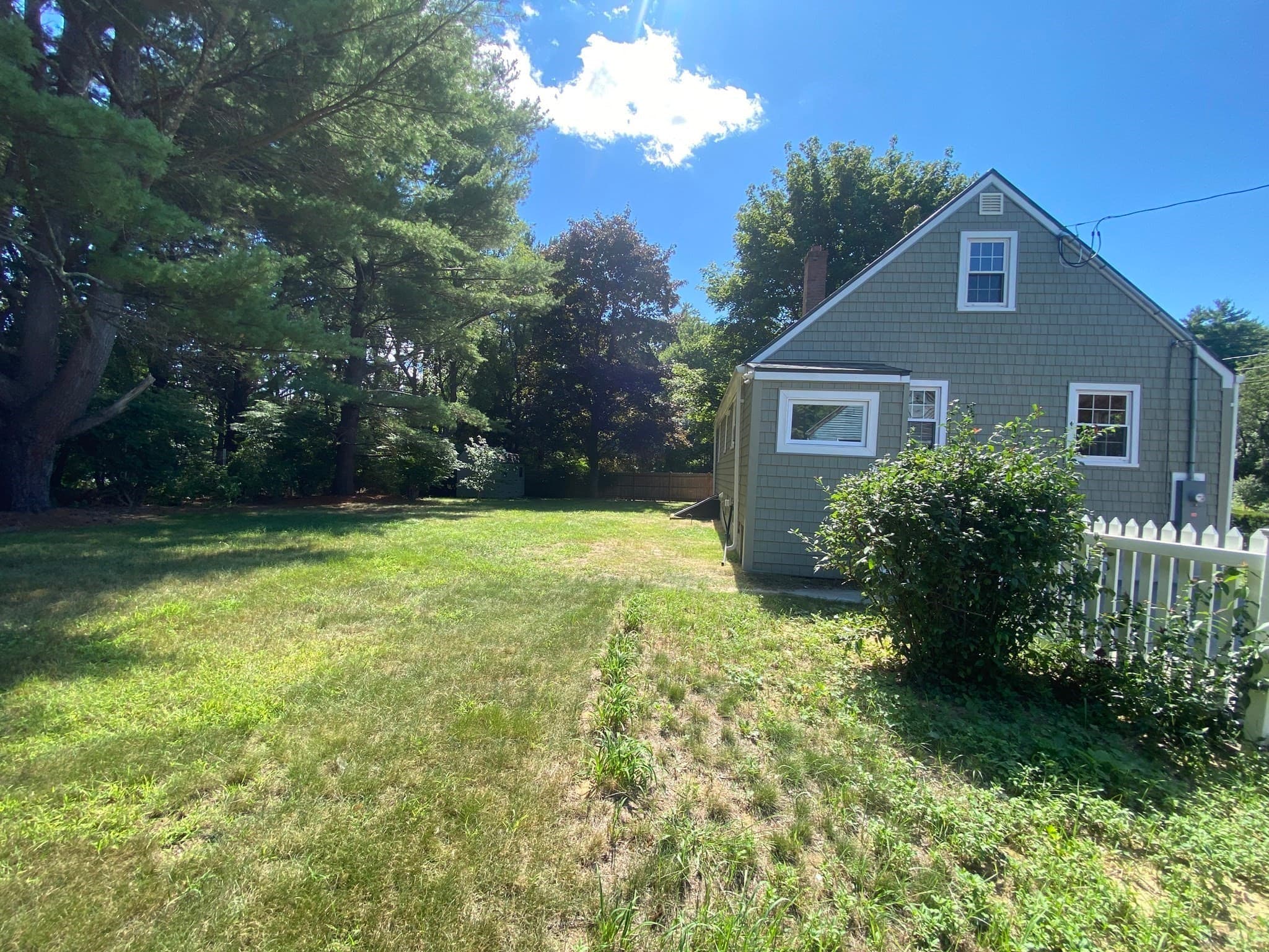 Single Family Residence at 14 Web Rd, Georgetown MA 01833, Georgetown, photo 5 of 41