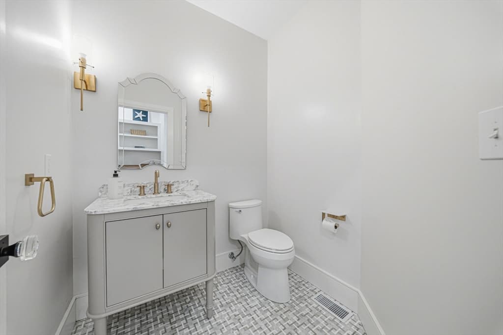 Single Family Residence at 62 Claybrook Road, Dover MA 02030, Dover, photo 18 of 41