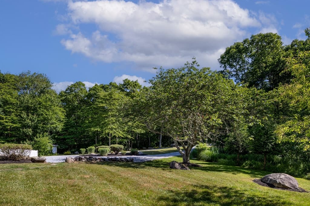 3 Barrett Dr, Mattapoisett MA 02739 photo 8