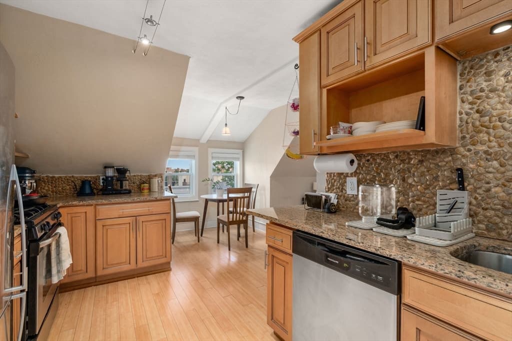 58 Oliver Street # 3, Somerville MA 02145 photo 3
