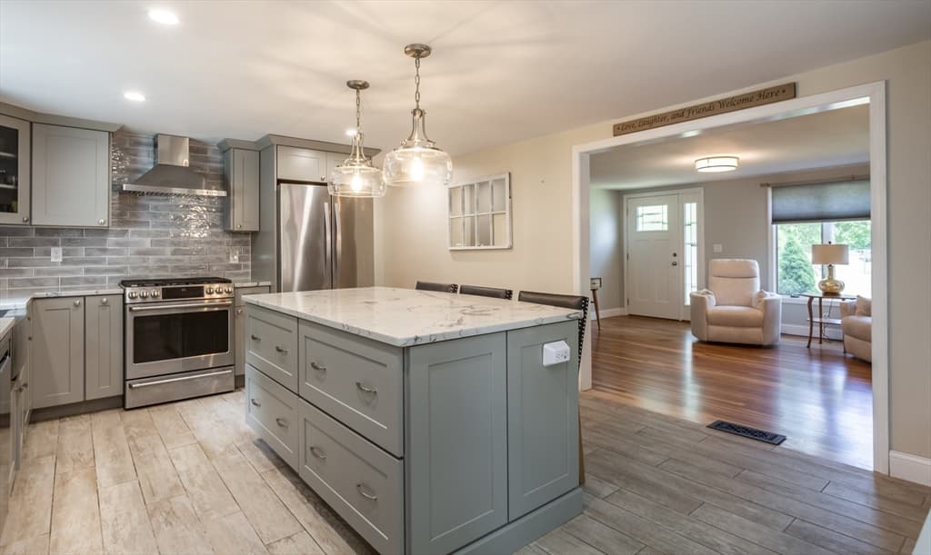 Single Family Residence at 300 South Street East, Raynham MA 02767, Raynham, photo 2 of 39