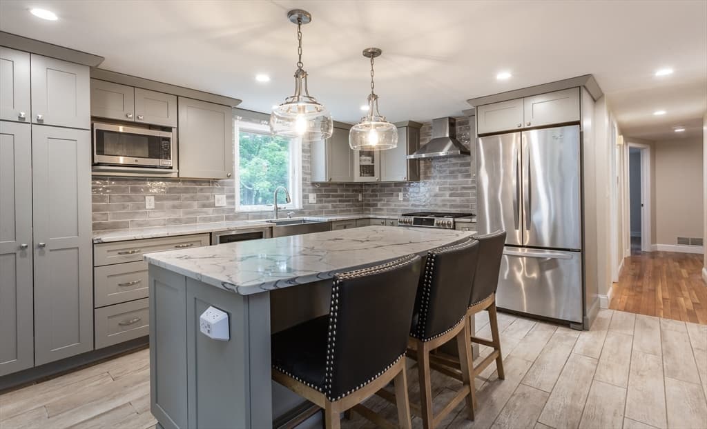 Single Family Residence at 300 South Street East, Raynham MA 02767, Raynham, photo 6 of 39