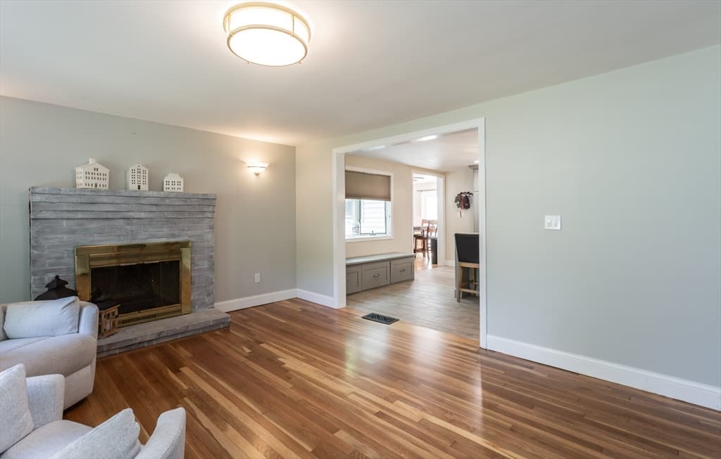 Single Family Residence at 300 South Street East, Raynham MA 02767, Raynham, photo 5 of 39