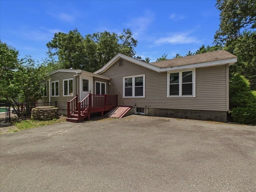 45 Park St, Norfolk MA 02056 photo 32