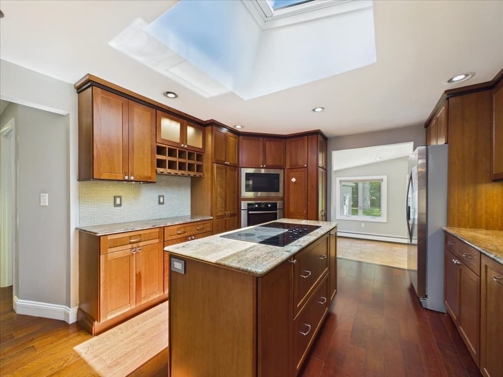 45 Park St, Norfolk MA 02056 photo 9