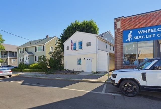 Single Family Residence at 11 Grove, Belmont MA 02478, Belmont, photo 3 of 16