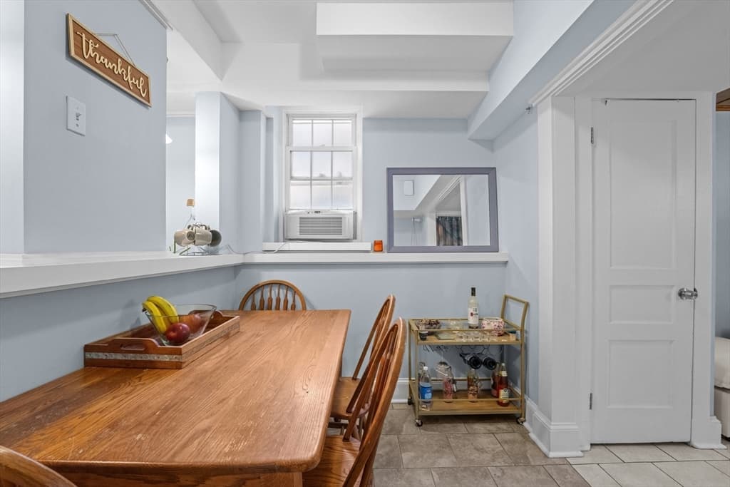 Condominium at 1 Lanark Rd # 7, Brookline MA 02445, Brookline, photo 7 of 22