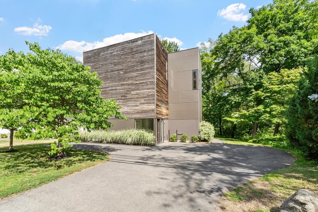 269 Sudbury Rd, Concord MA 01742