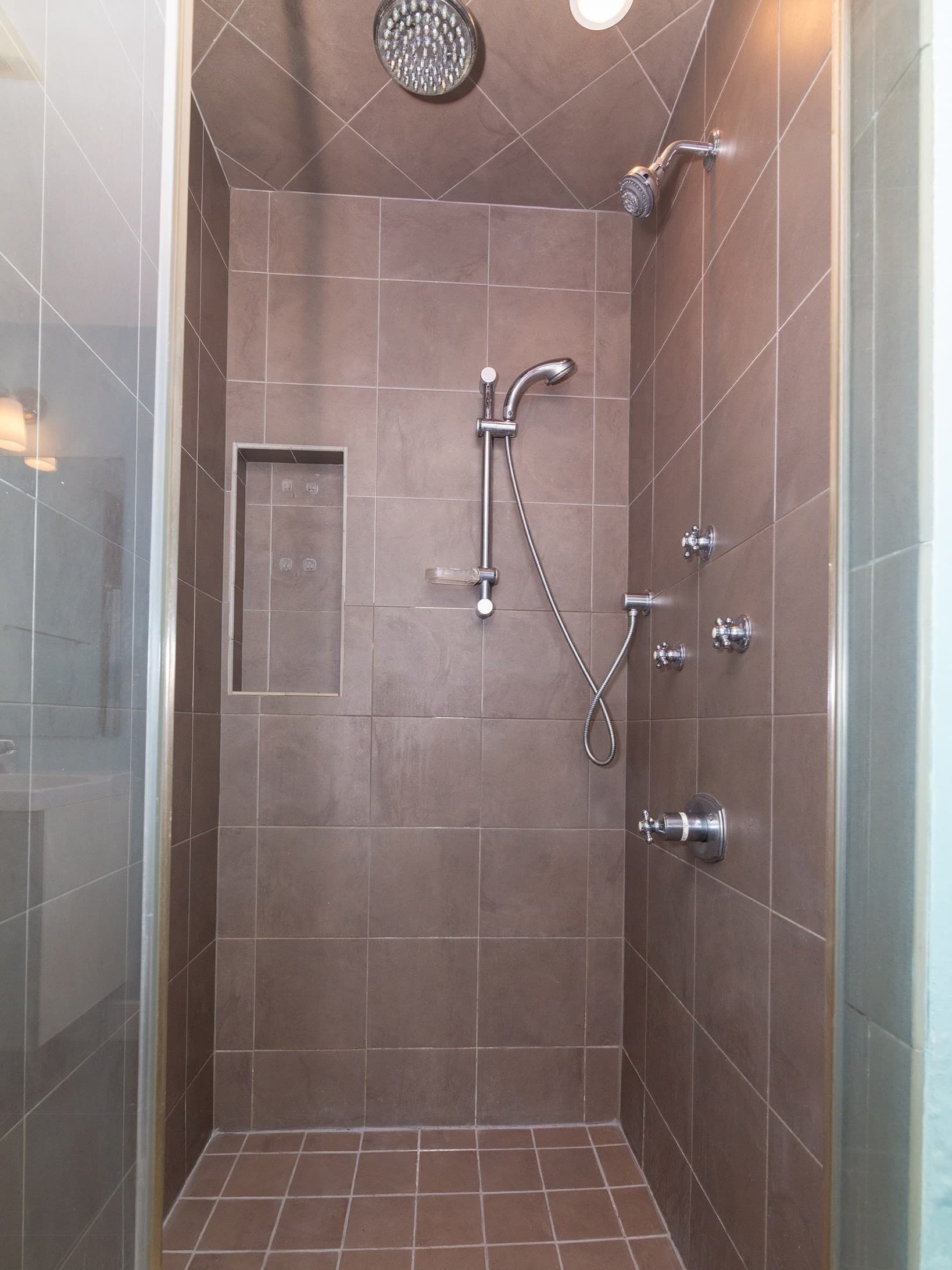 Condominium at 88 B St # 301, Boston MA 02127, Boston, photo 18 of 41