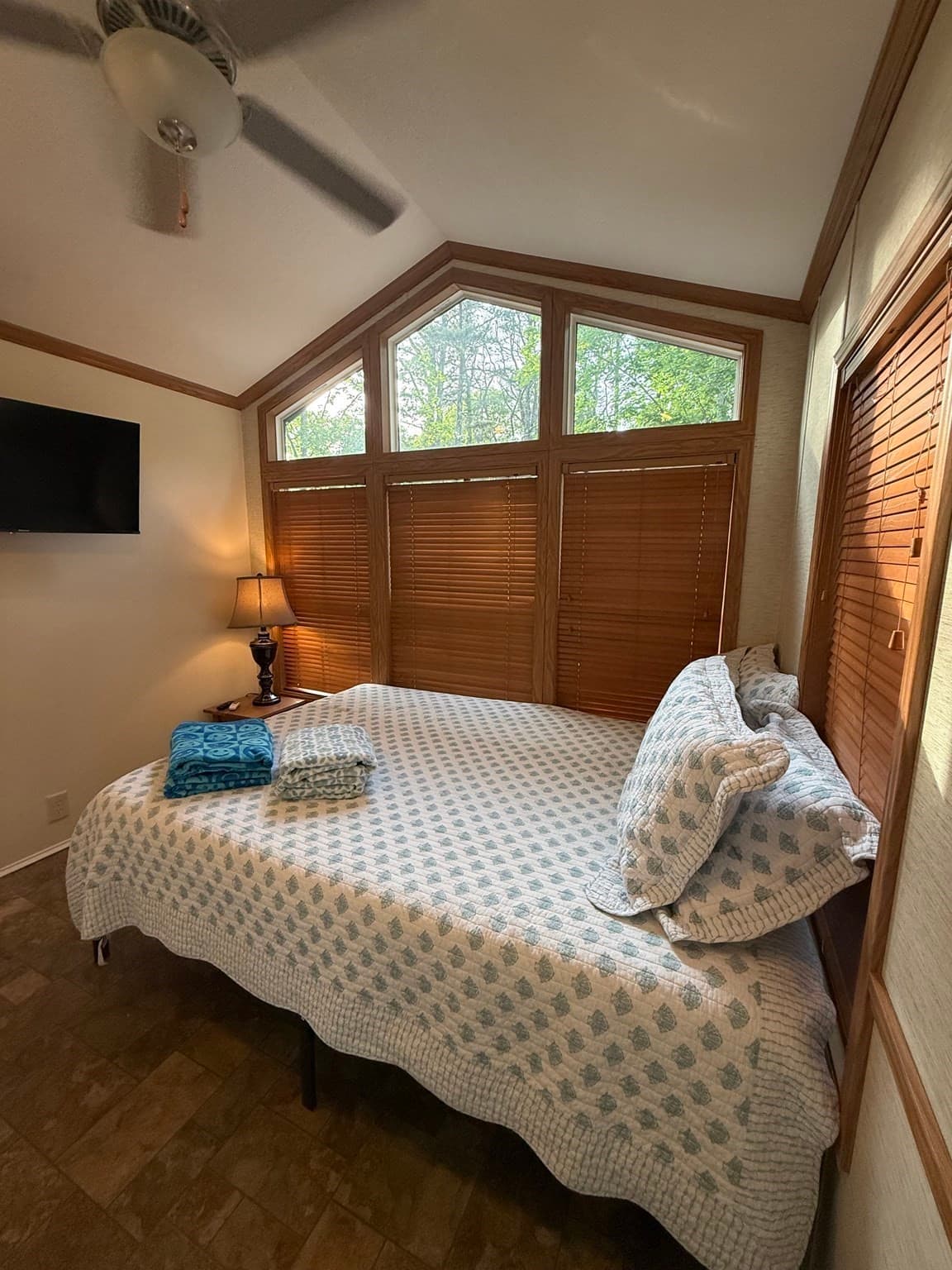 Mobile Home at 185 Cotuit Rd, Sandwich MA 02563, photo 5 of 22