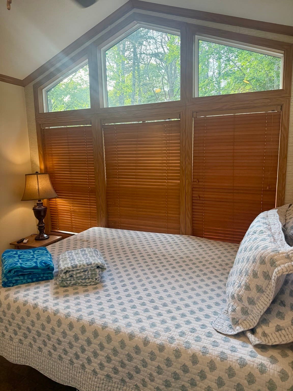 Mobile Home at 185 Cotuit Rd, Sandwich MA 02563, photo 4 of 22