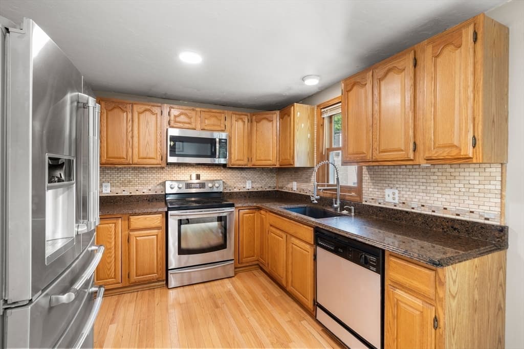198 Lower Gore Rd, Webster MA 01570 photo 9