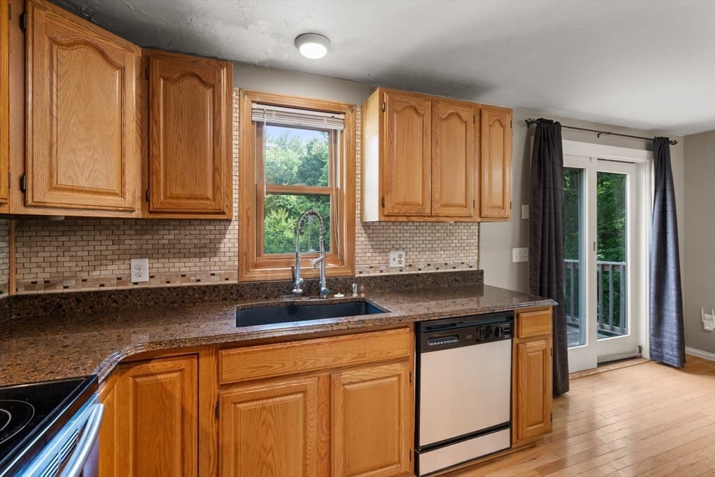 198 Lower Gore Rd, Webster MA 01570 photo 10