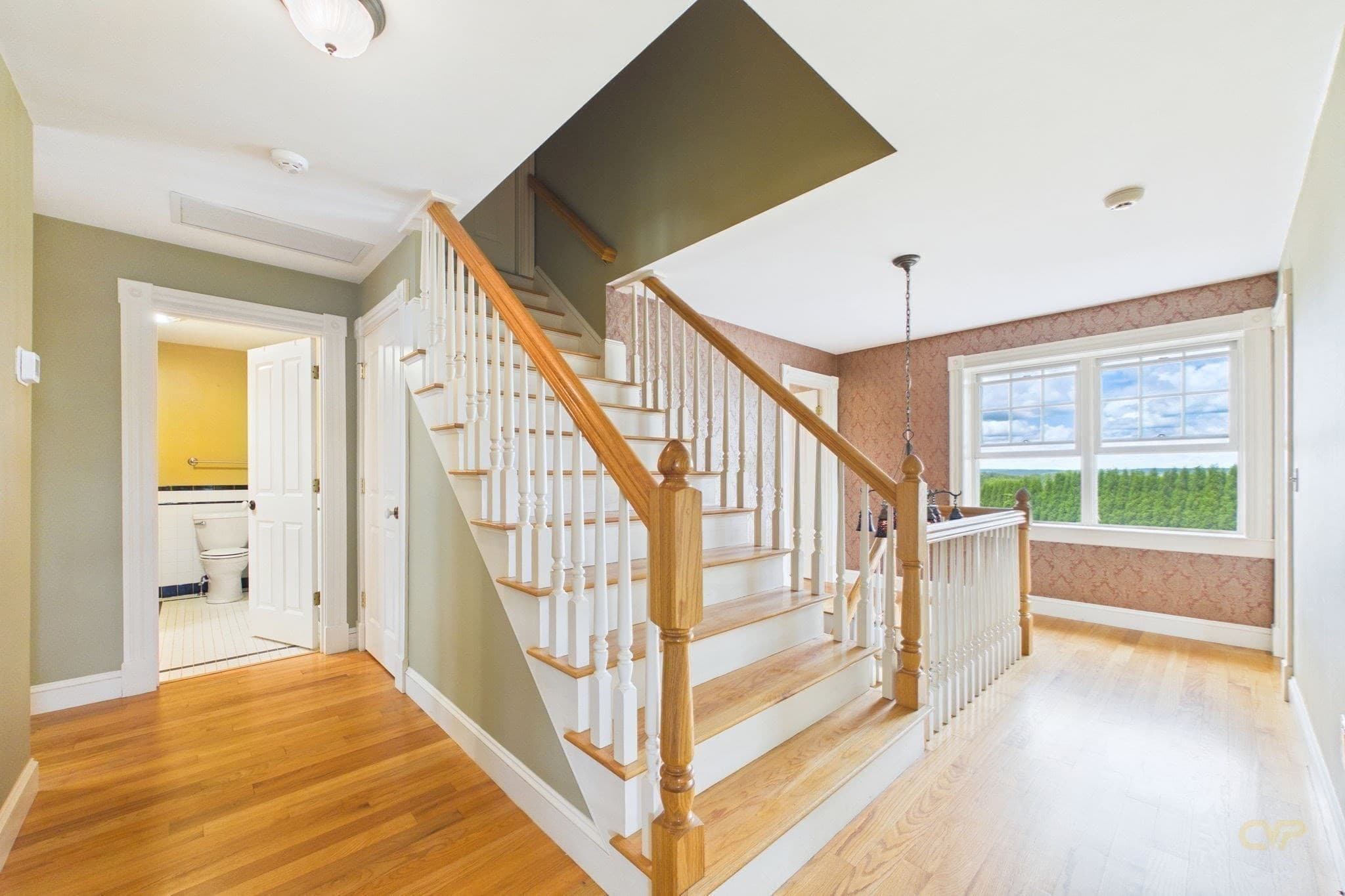 Equestrian at 545 Hazel St, Uxbridge MA 01569, photo 18 of 42