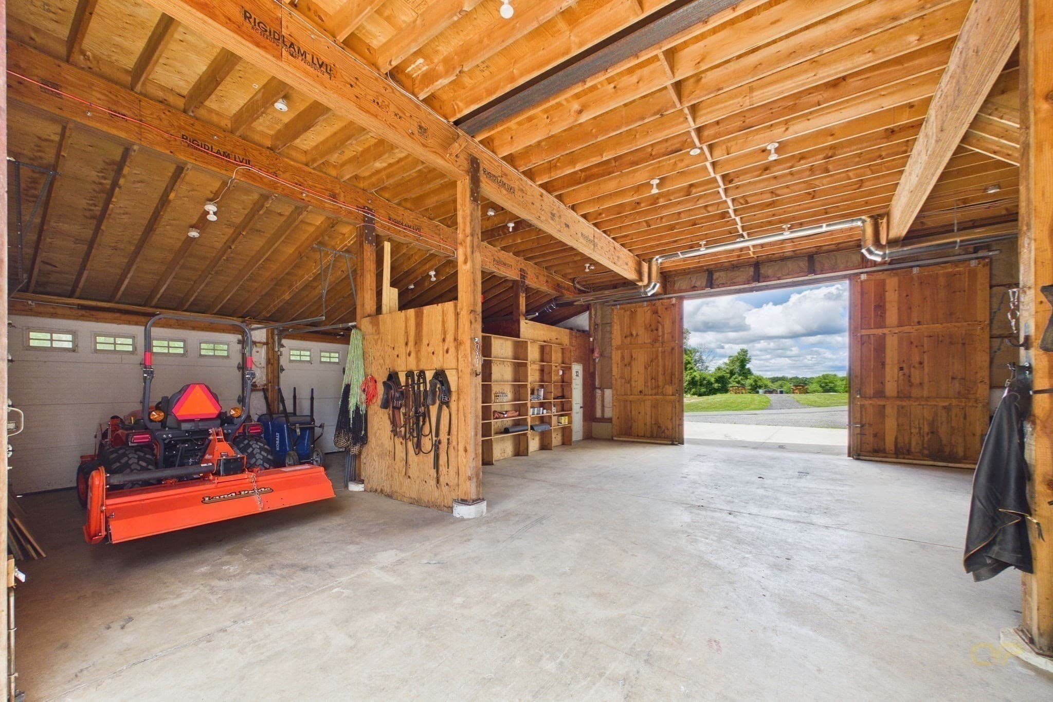 Equestrian at 545 Hazel St, Uxbridge MA 01569, photo 37 of 42