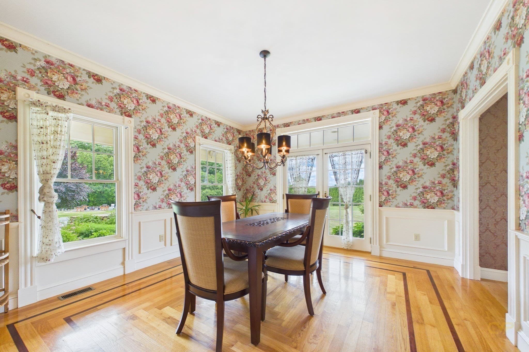 Equestrian at 545 Hazel St, Uxbridge MA 01569, photo 15 of 42