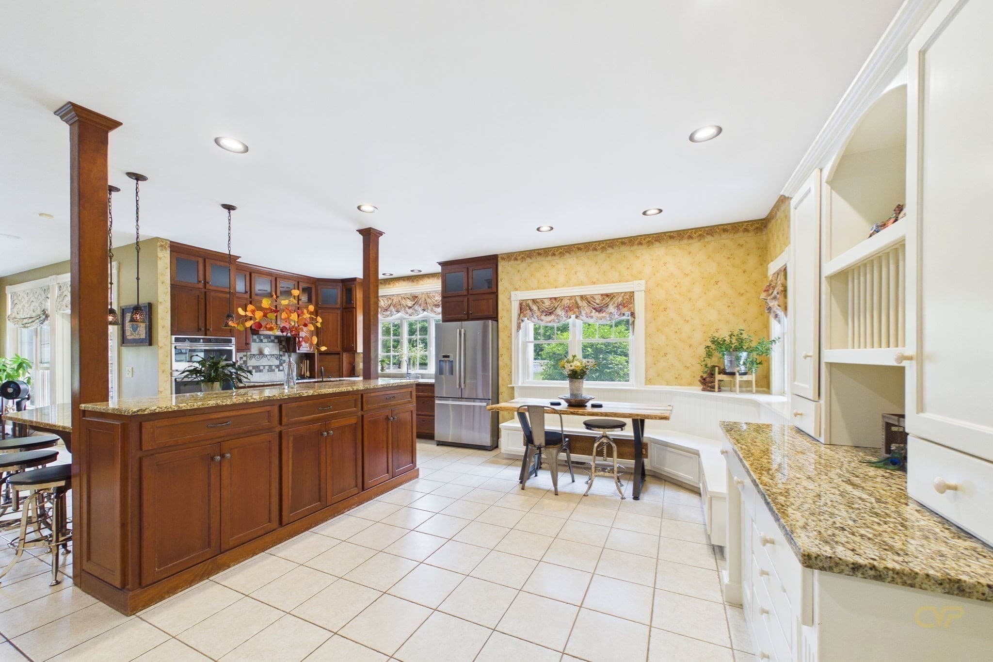 Equestrian at 545 Hazel St, Uxbridge MA 01569, photo 11 of 42