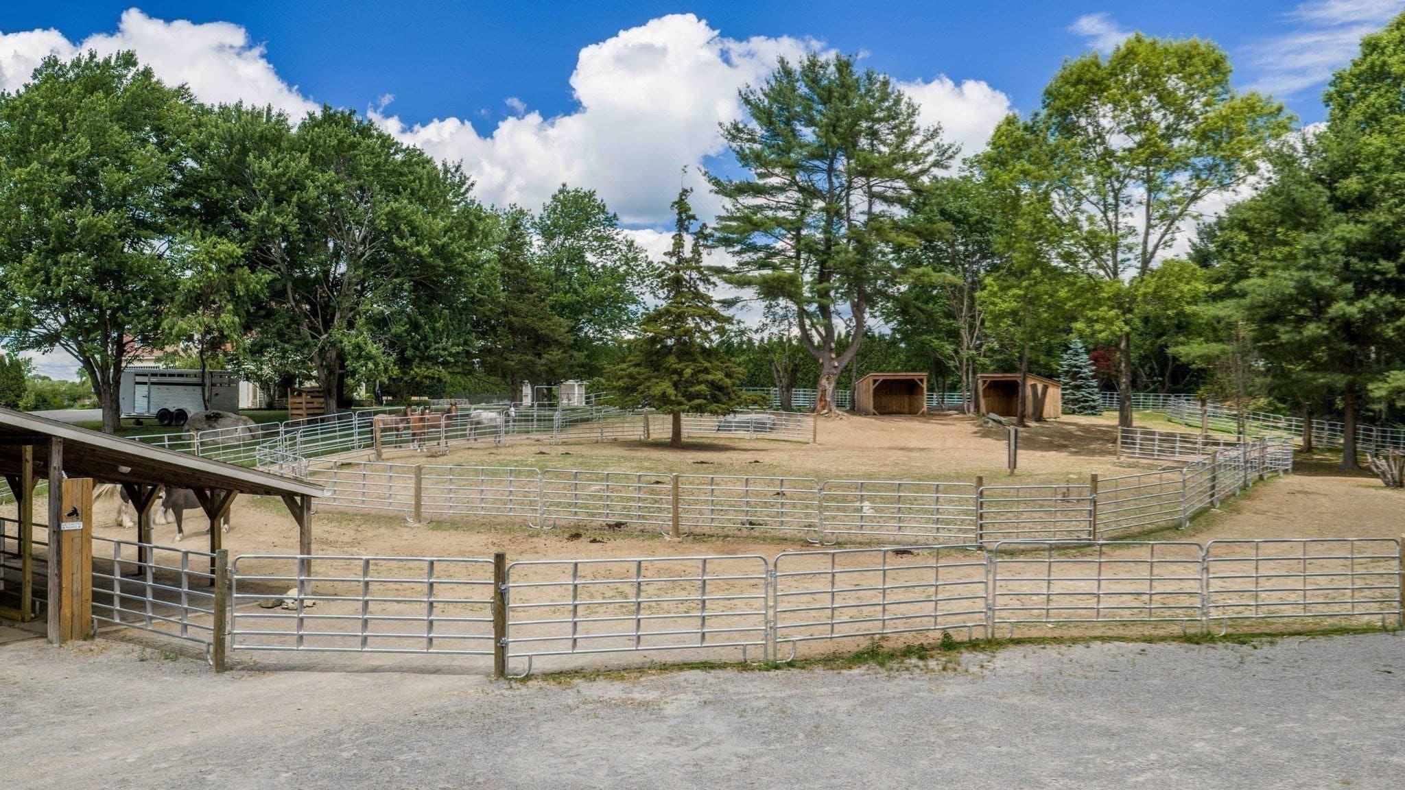 Equestrian at 545 Hazel St, Uxbridge MA 01569, photo 39 of 42