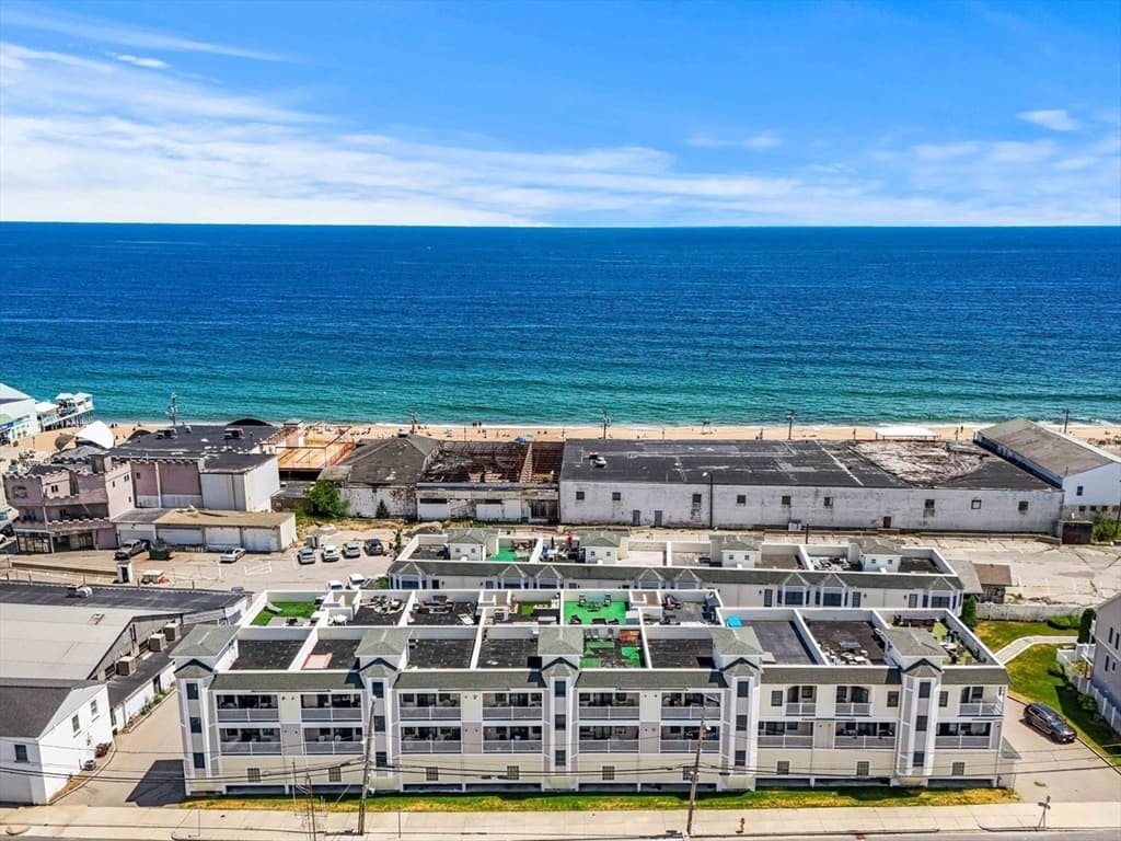 Condominium at 11 Railroad Ave # B4, Salisbury MA 01952, Salisbury, photo 3 of 36
