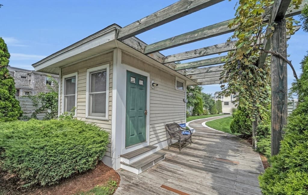 Condominium at 11 Railroad Ave # B4, Salisbury MA 01952, Salisbury, photo 32 of 36