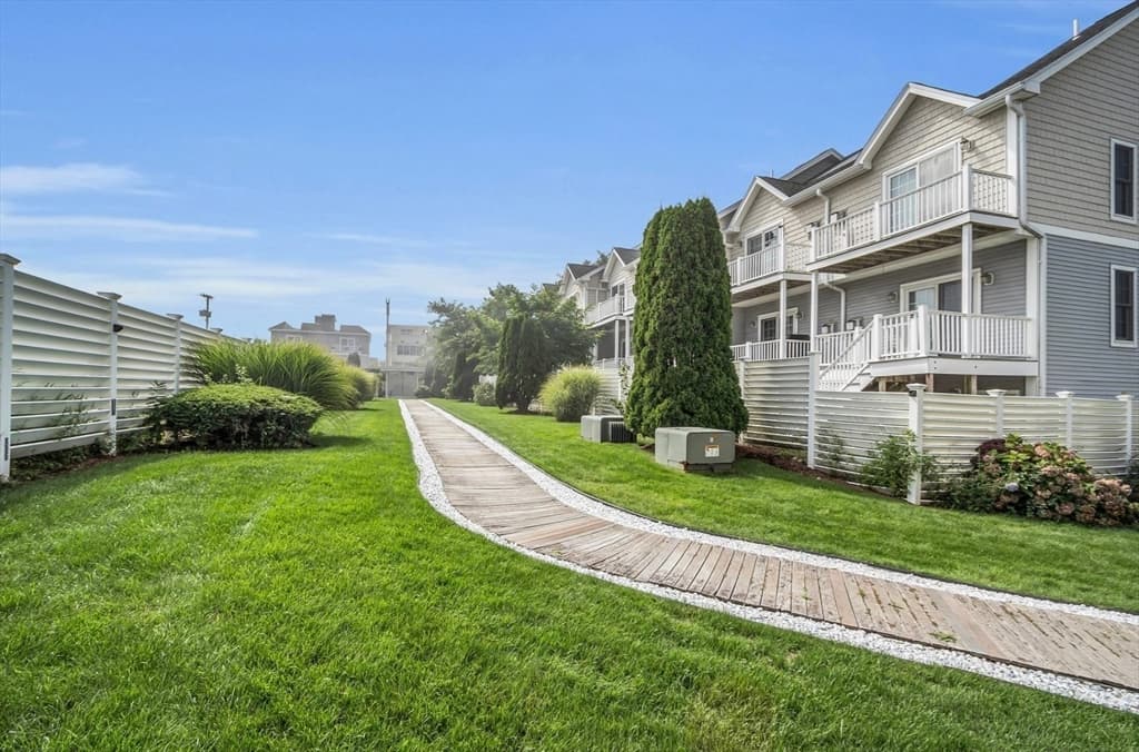 Condominium at 11 Railroad Ave # B4, Salisbury MA 01952, Salisbury, photo 33 of 36