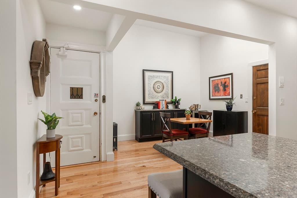 Condominium at 31 Bay State Rd # 4, Boston MA 02215, photo 13 of 42