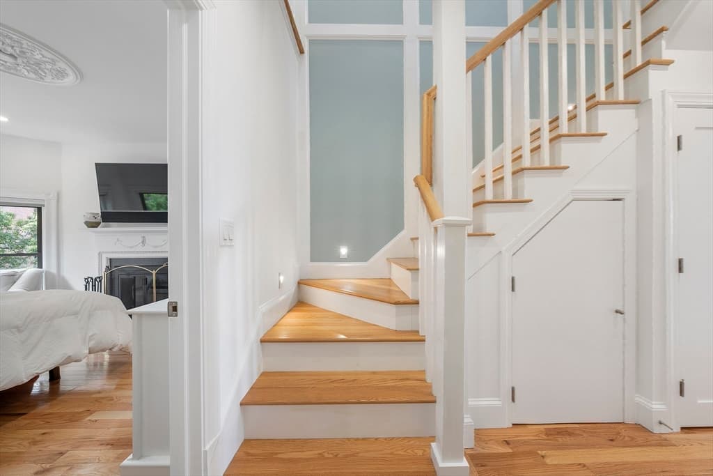 Condominium at 31 Bay State Rd # 4, Boston MA 02215, photo 25 of 42